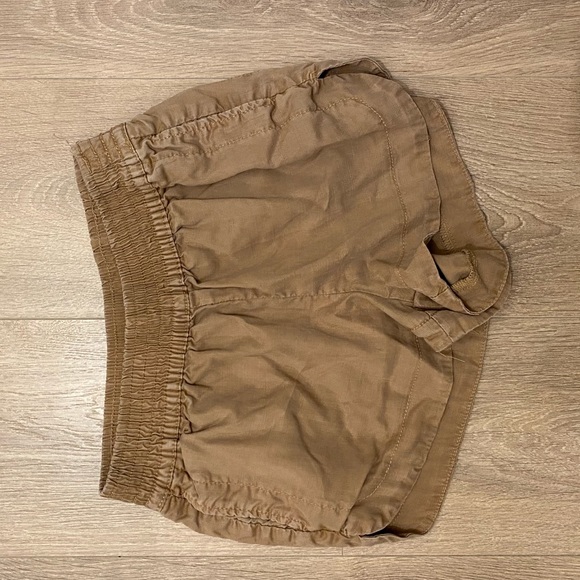 TNA KHAKI SHORTS - Picture 1 of 2